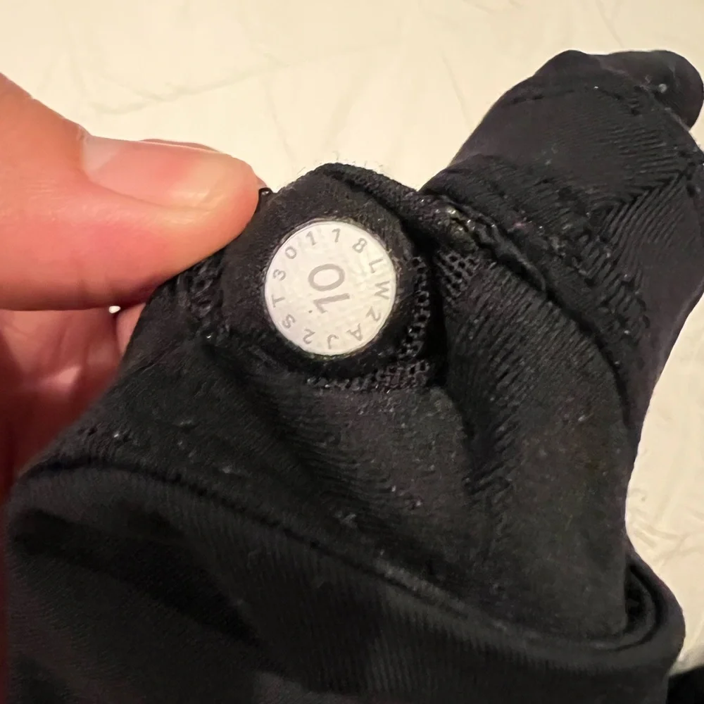 Lululemon Bra - Picture 4 of 4